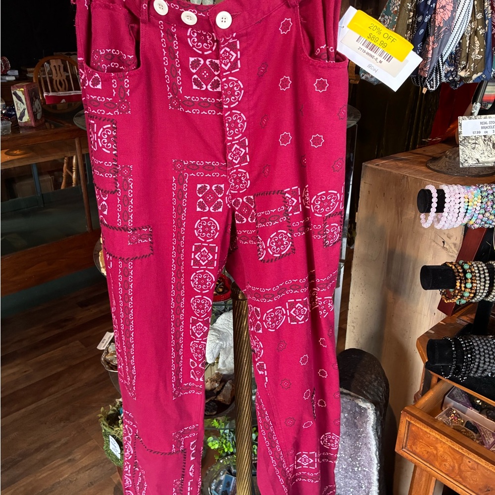 Magenta Bandana Print Casual Pants - Picture 2 of 3